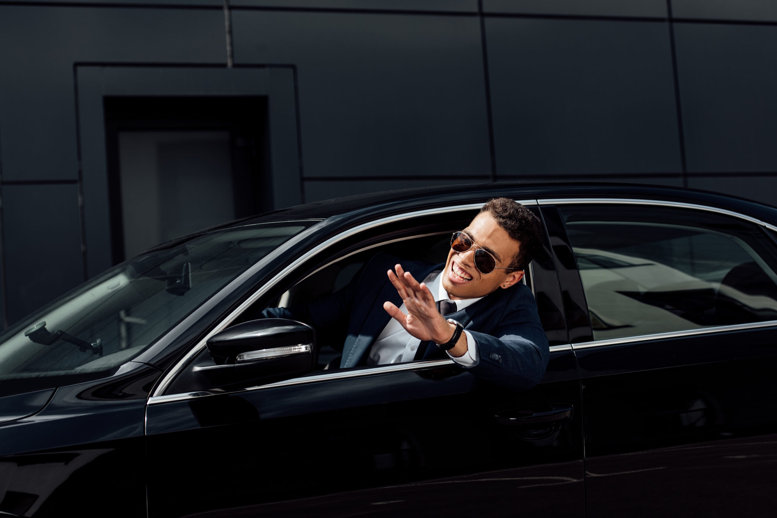 limousine service uae