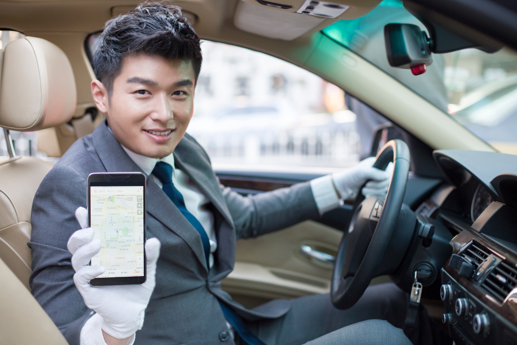 limousine service in dubai