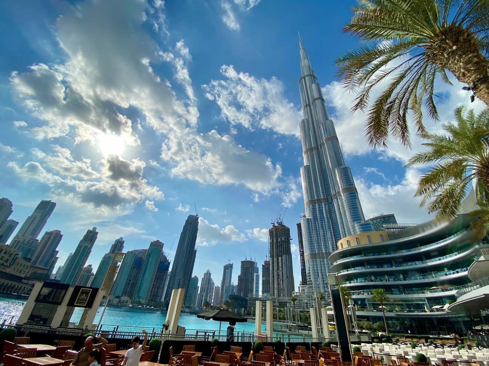 limousine service dubai