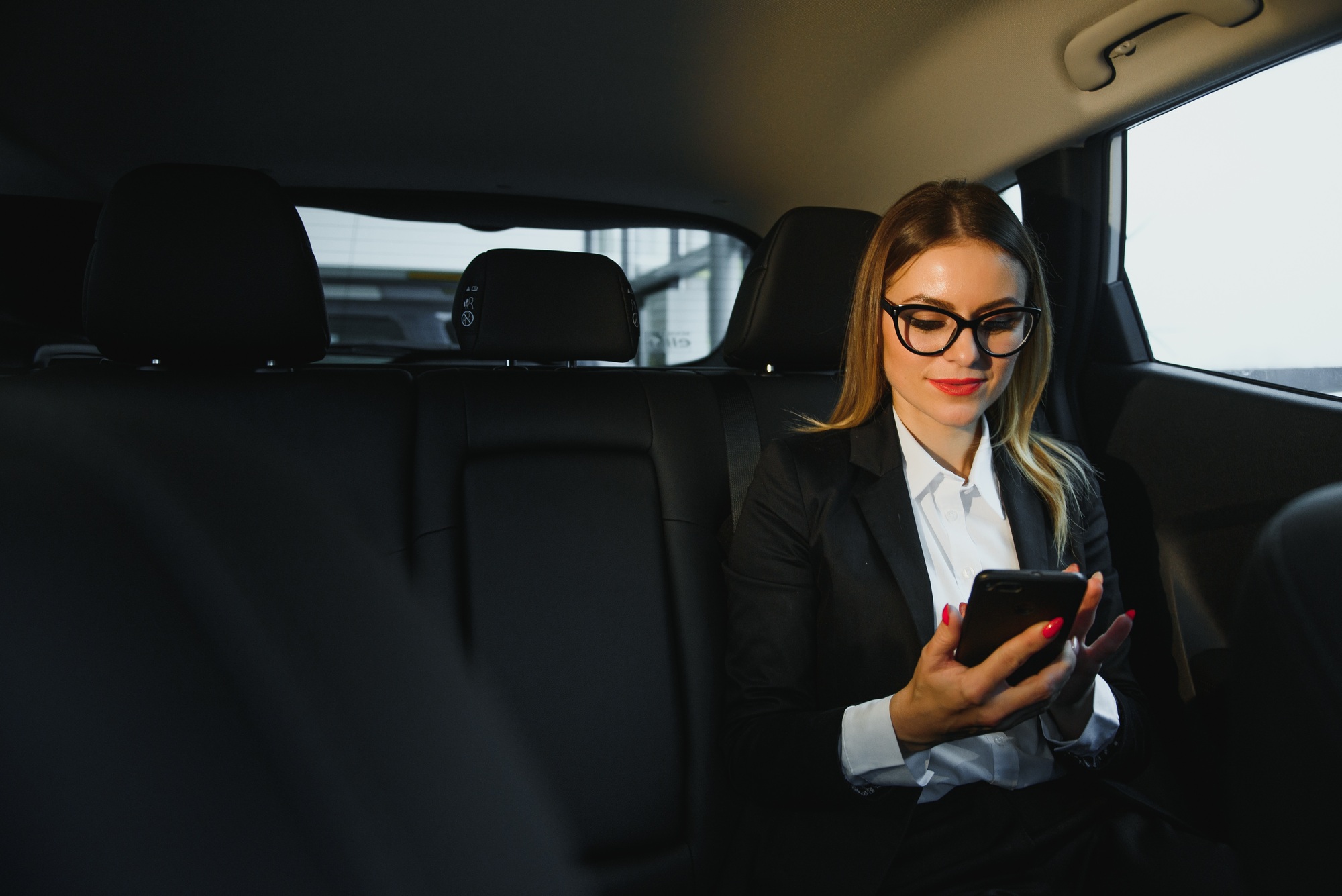 limousine in dubai