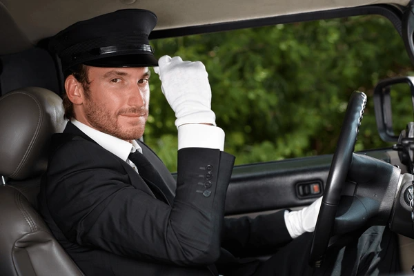 Limousine Company Dubai, Limousine Company in Dubai, VIP services, executive transport, luxury fleet, chauffeur security, corporate roadshow Dubai, diplomatic services UAE