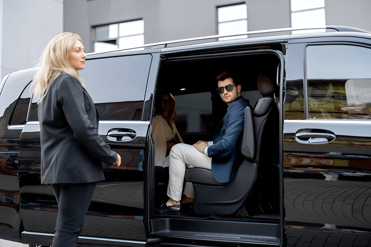 Limousine Service Dubai, Executive Limousine Dubai, VIP Transportation Dubai, Luxury Transport Dubai, Dubai Limo Service