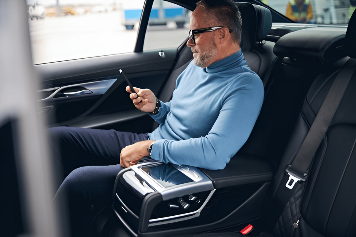 Chauffeur Service Dubai, Dubai Chauffeur, Personal Chauffeur Dubai, Professional Chauffeur Service, Corporate Chauffeur Dubai