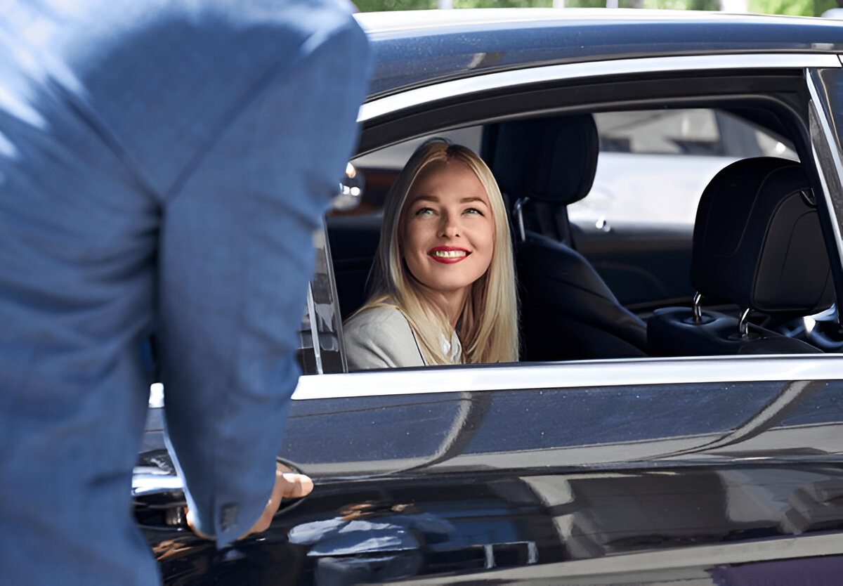 Dubai Airport Transfer, Airport Transfer Dubai, Dubai Airport Limousine, Professional Airport Transfer, VIP Airport Transfer Dubai