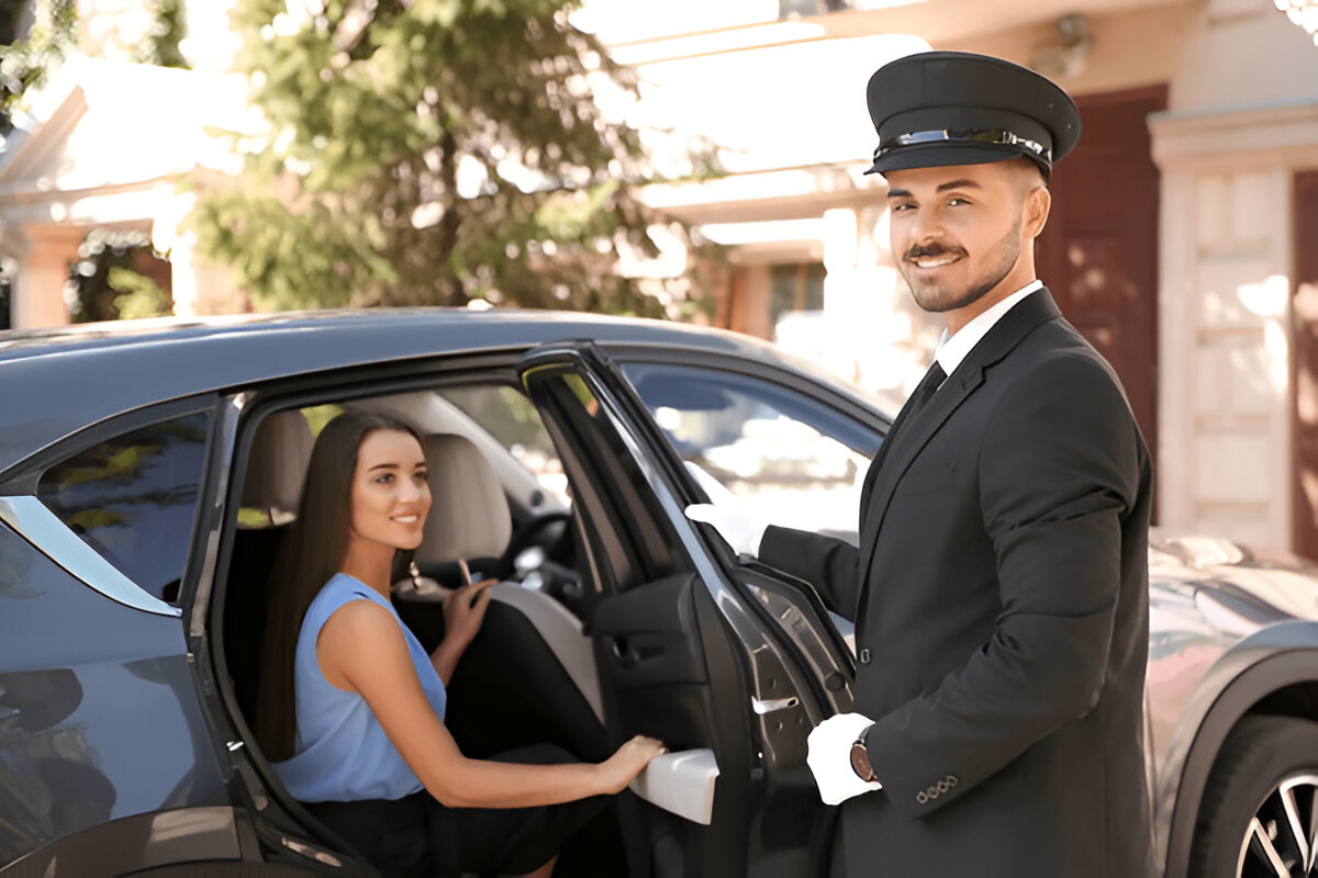 Airport Transfer Dubai, DXB Transfer, Dubai Chauffeur Service, Luxury Airport Transport, Airport Pickup Dubai