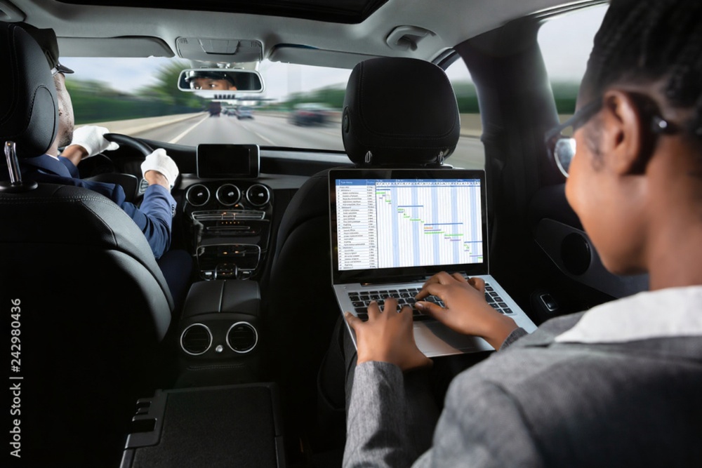 Chauffeur Service Dubai, Private Chauffeur Dubai, Personal Driver Dubai, Executive Travel Dubai, VIP Chauffeur Service